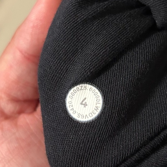 Lululemon Loungeful Hoodie in Heritage 365 Camo Deep Coal Multi - Size 4 - Picture 8 of 8